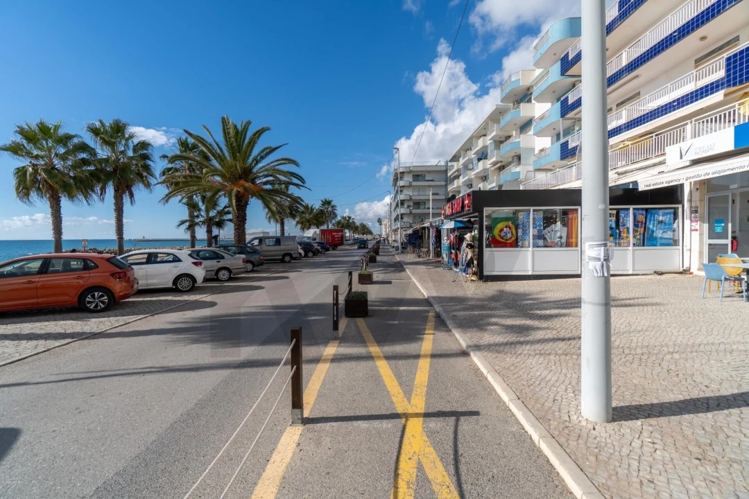 Negócio para Venda em Quarteira Foto 22