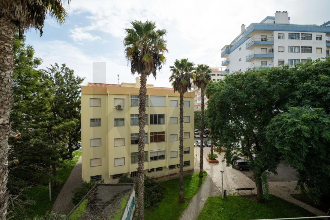 Apartamento T2 para Venda em Portimão Foto 19