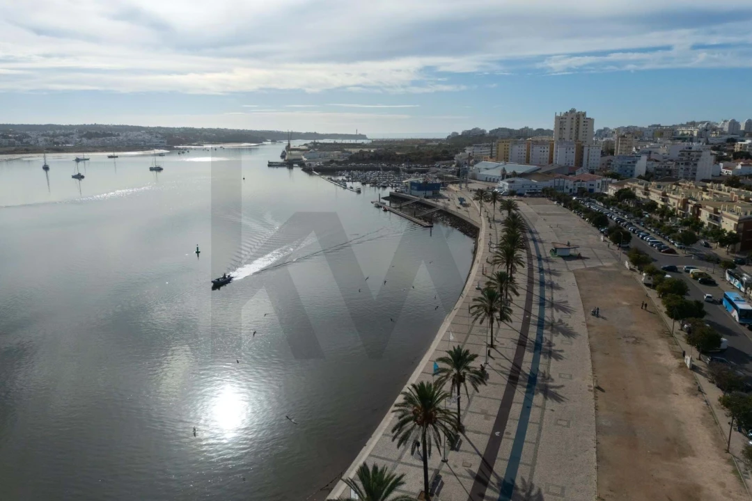 Apartamento T2 para Venda em Portimão Foto 28
