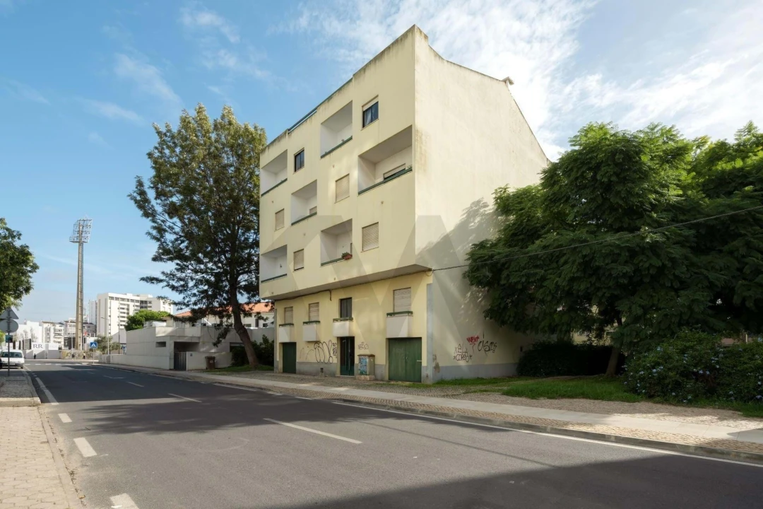 Apartamento T2 para Venda em Portimão Foto 21