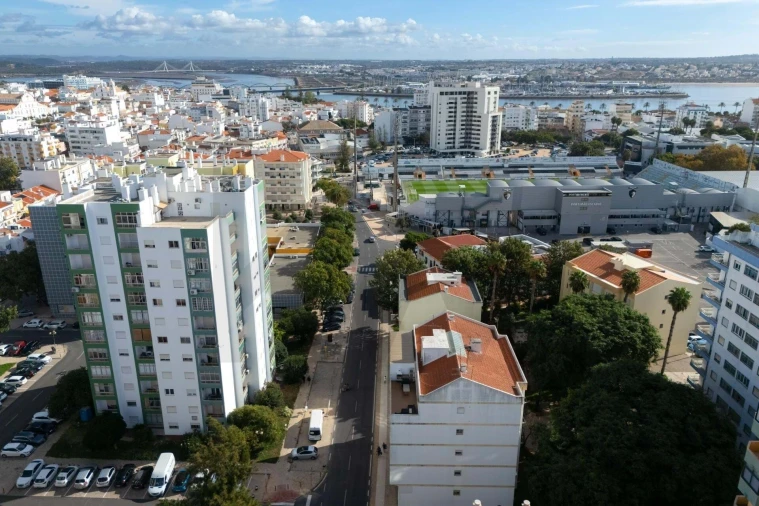 Apartamento T2 para Venda em Portimão Foto 23