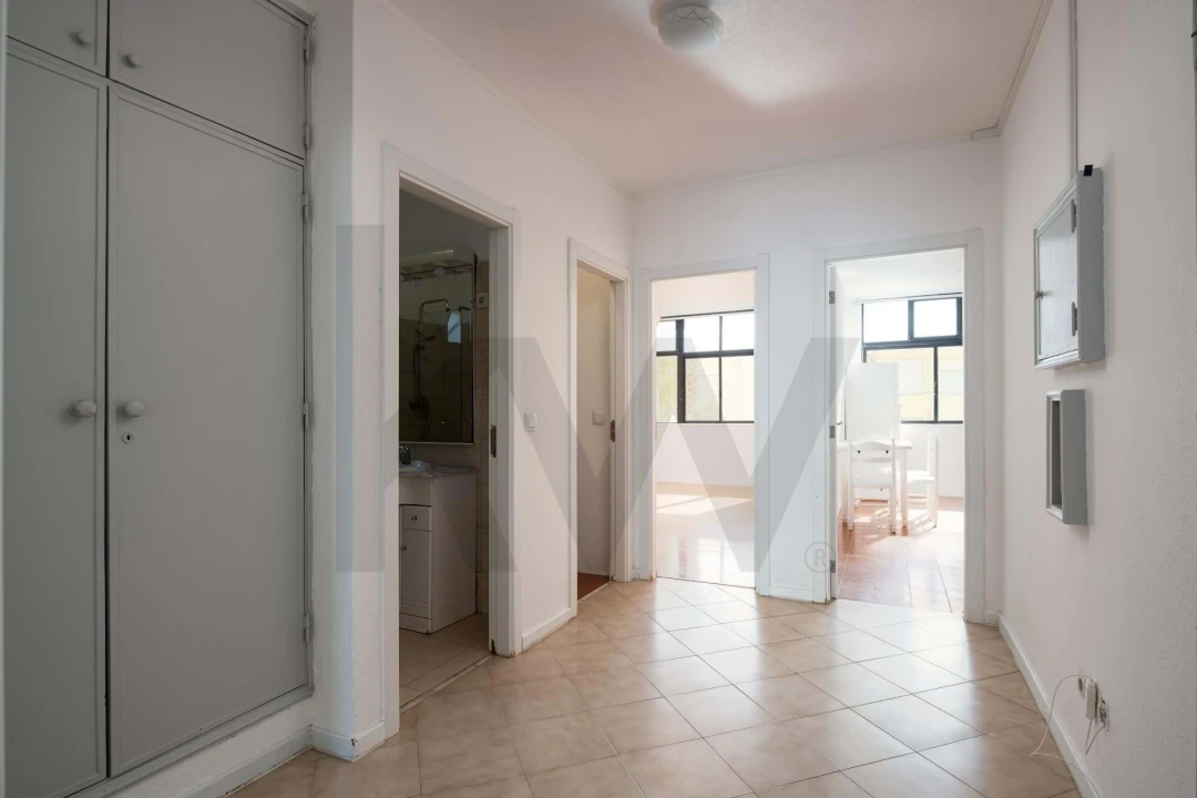Apartamento T2 para Venda em Portimão Foto 10