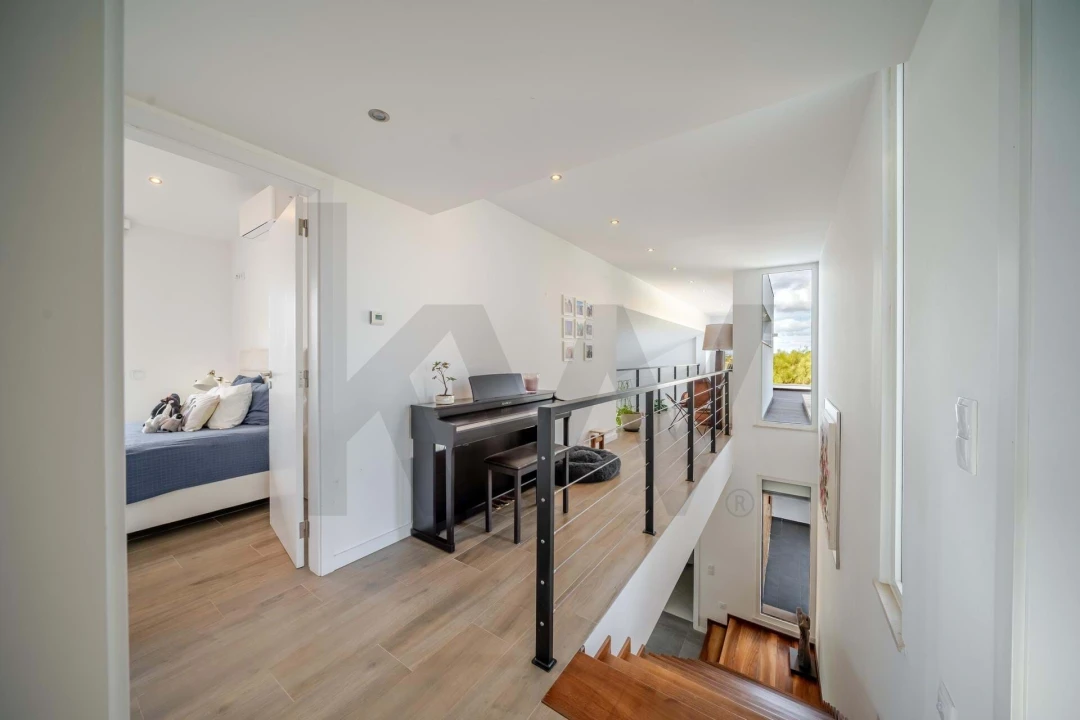 Moradia T3 para Venda em Armação de Pera Foto 24