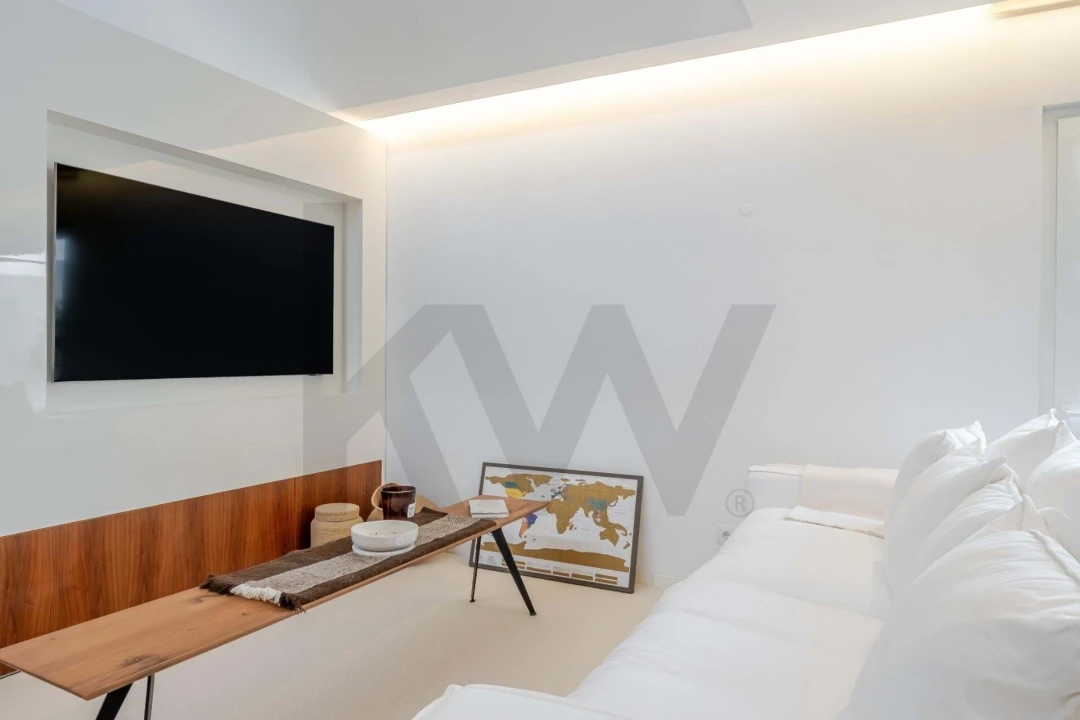 Moradia T3 para Venda em Armação de Pera Foto 5