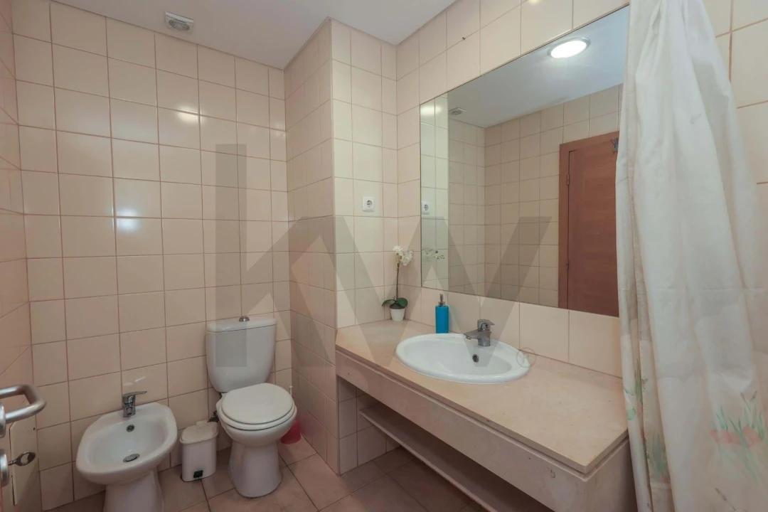 Apartamento T1 para Venda em Portimão Foto 12