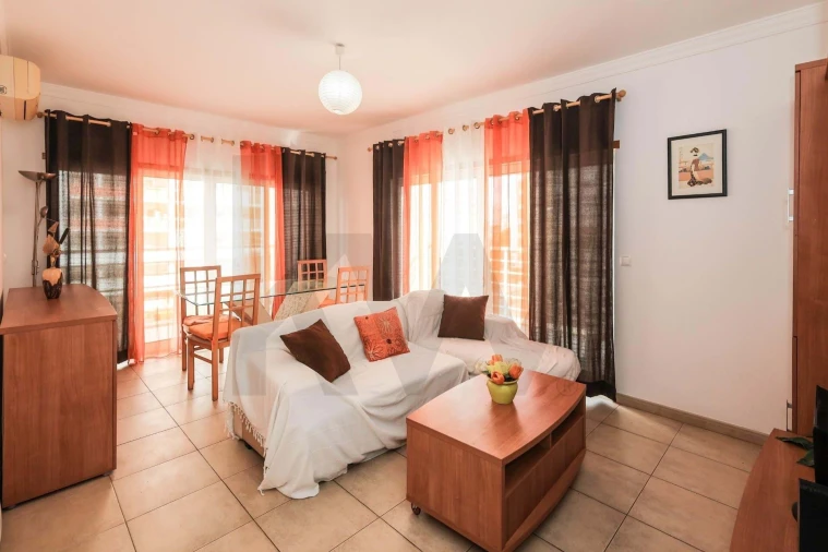 Apartamento T1 para Venda em Portimão Foto 7