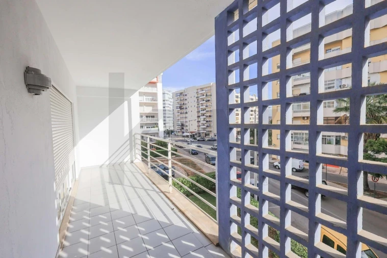 Apartamento T1 para Venda em Portimão Foto 5