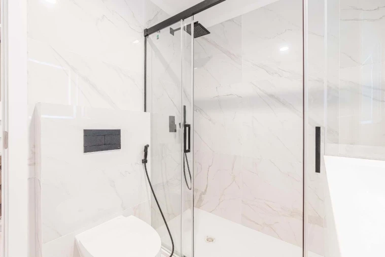 Apartamento T4 para Venda em Massamá e Monte Abraão Foto 18