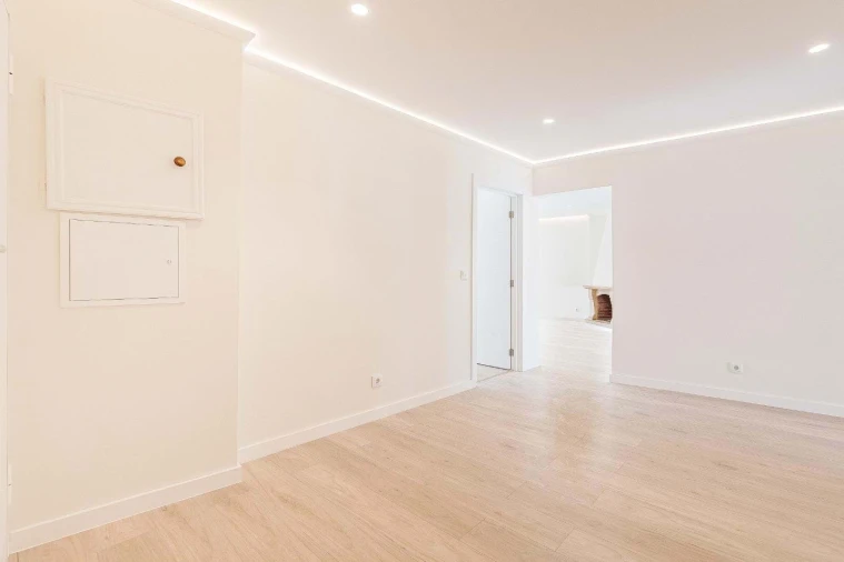 Apartamento T4 para Venda em Massamá e Monte Abraão Foto 20