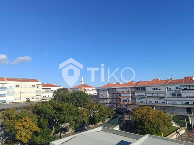 Apartamento T3 para Venda em Venteira Foto 24