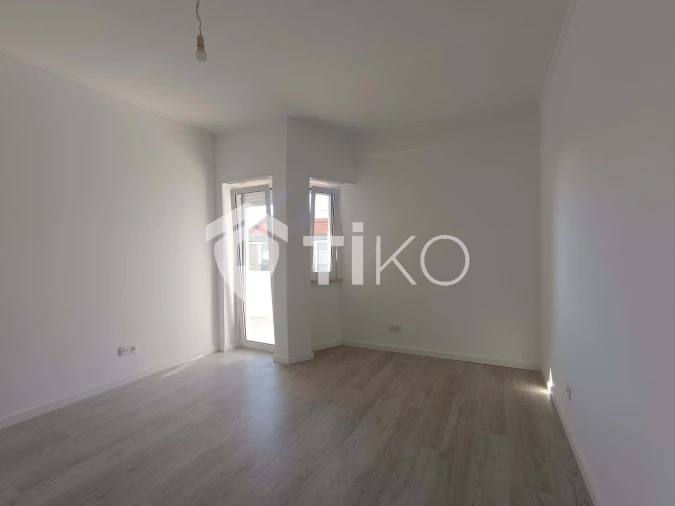 Apartamento T3 para Venda em Venteira Foto 23