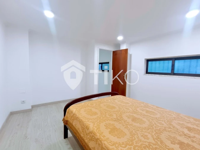 Negócio para Venda em Venteira Foto 7