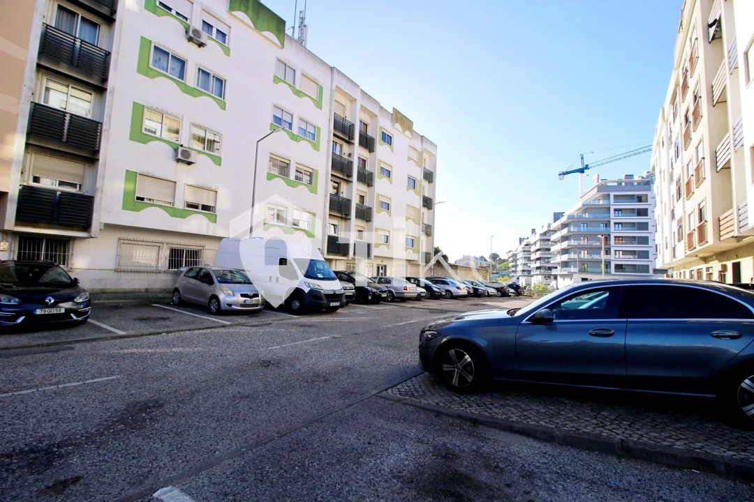 Negócio para Venda em Venteira Foto 25