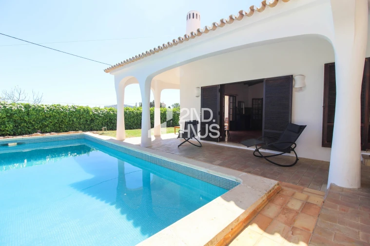 Moradia T5 para Arrendamento em Albufeira e Olhos de Água Foto 3