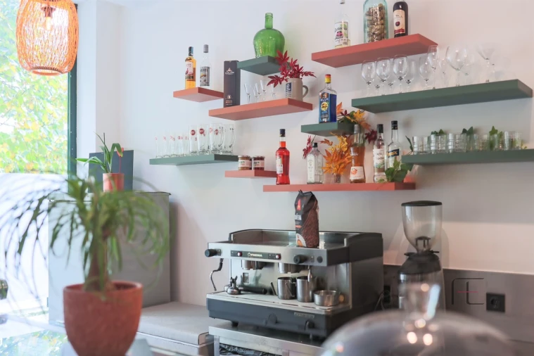 Negócio para Venda em Ramalde Foto 3