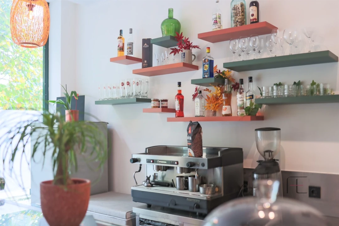 Negócio para Venda em Ramalde Foto 3