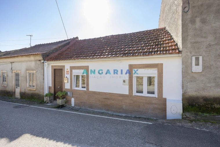 Moradia T2 para Venda em Coz, Alpedriz e Montes Foto 2