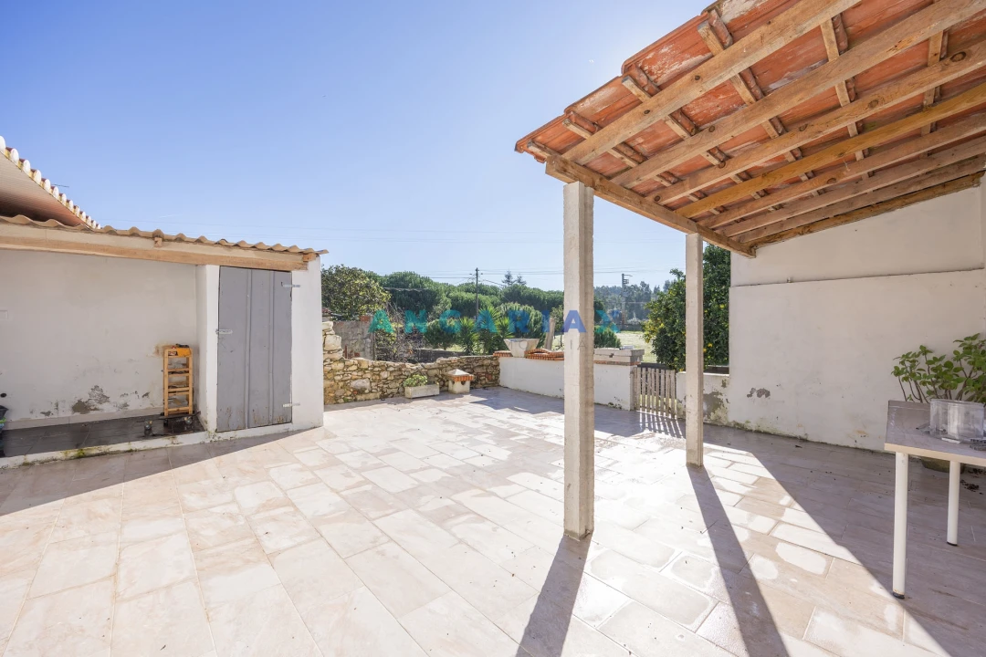 Moradia T2 para Venda em Coz, Alpedriz e Montes Foto 27