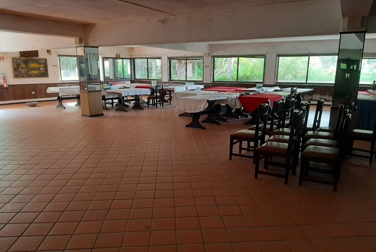 Prédio para Venda em Foz do Arelho Foto 10