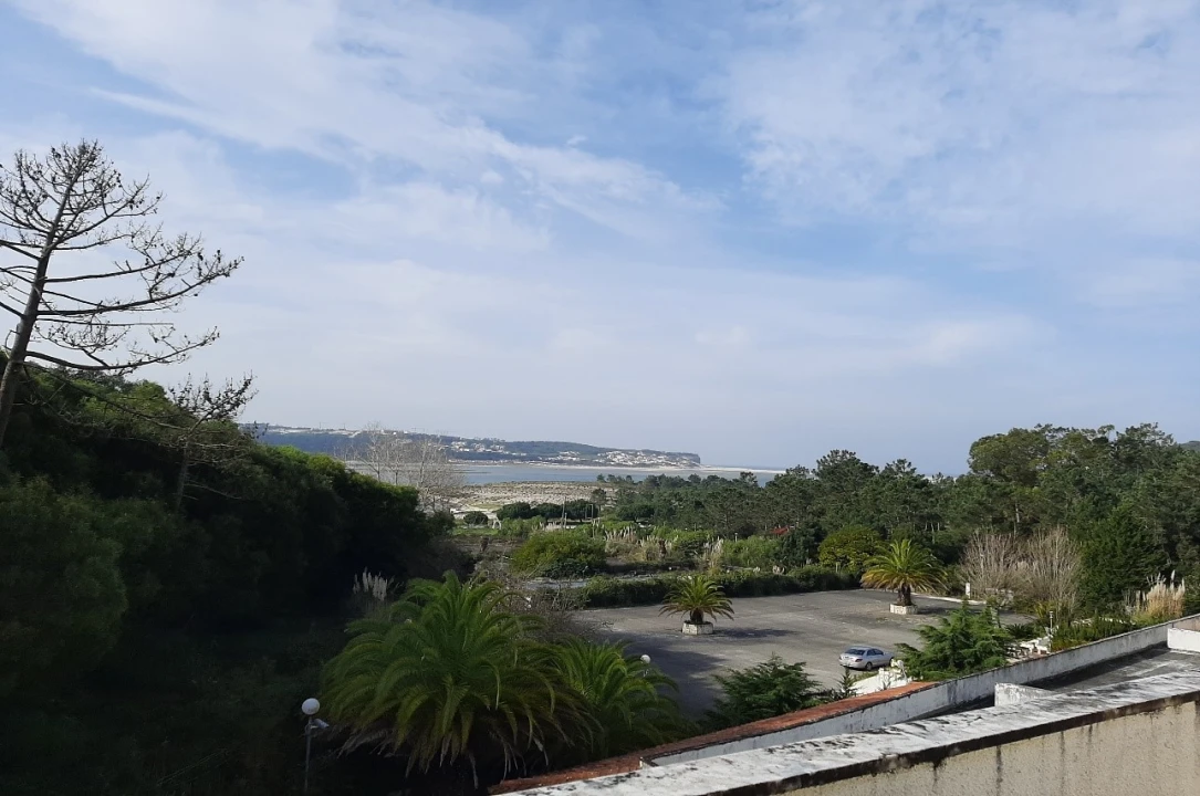 Prédio para Venda em Foz do Arelho Foto 12