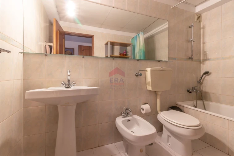 Apartamento T0 para Venda em Faro (Sé e São Pedro) Foto 8