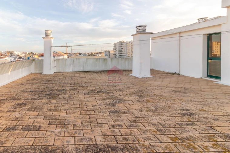 Apartamento T0 para Venda em Faro (Sé e São Pedro) Foto 20