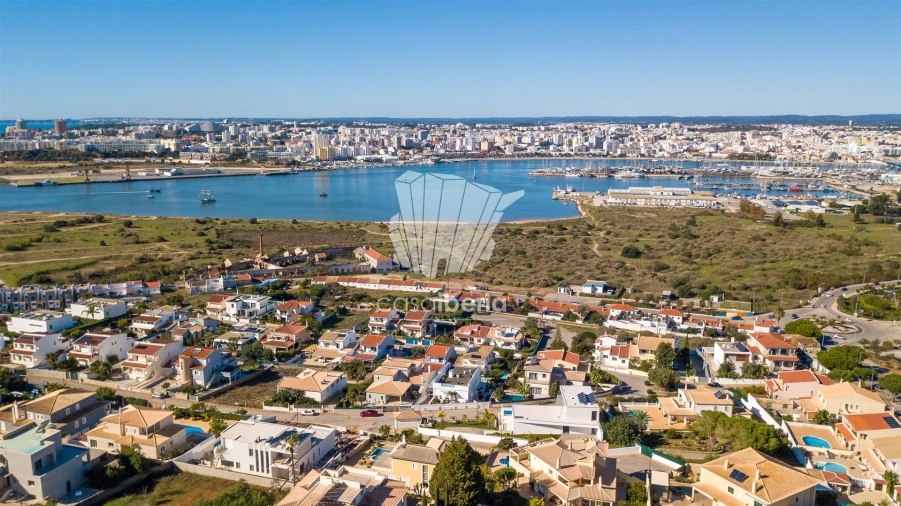 Moradia T3 para Venda em Ferragudo Foto 13