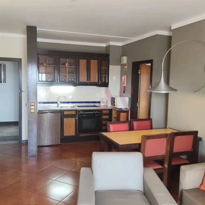 Apartamento T2 para Venda em Albufeira e Olhos de Água Foto 2