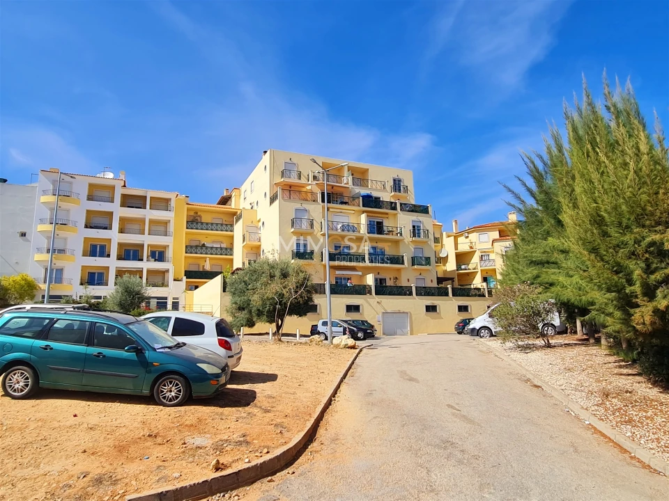 Apartamento T2 para Arrendamento em Lagos (São Sebastião e Santa Maria) Foto 27