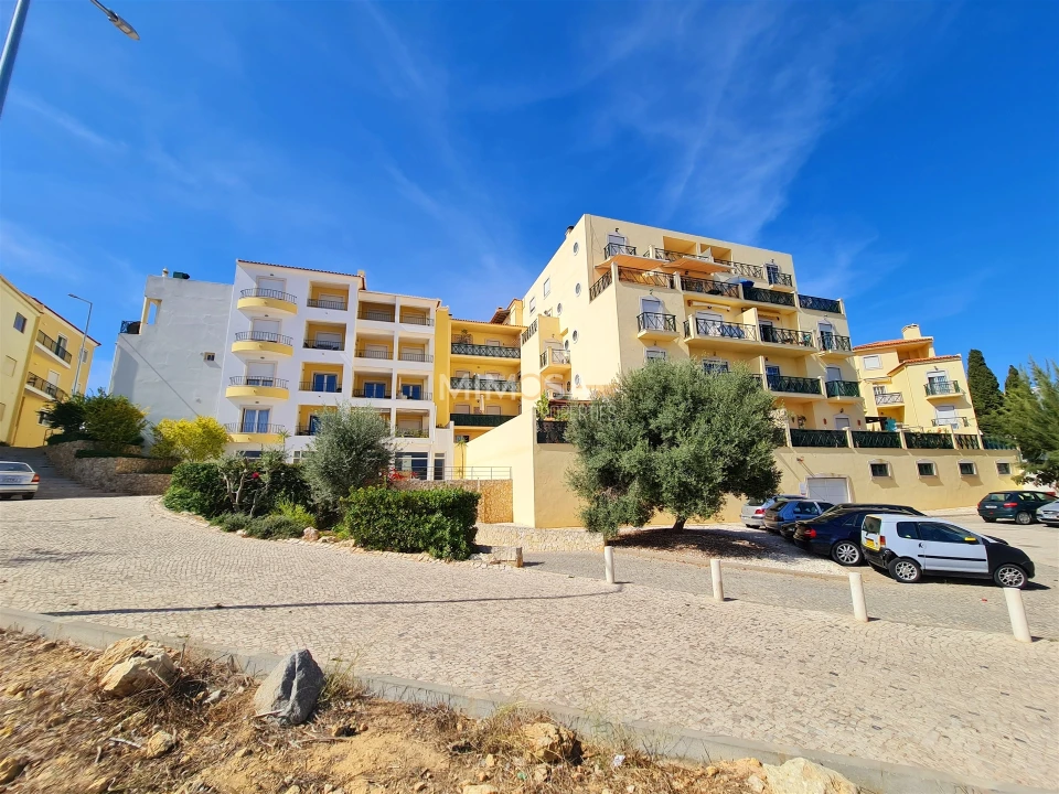 Apartamento T2 para Arrendamento em Lagos (São Sebastião e Santa Maria) Foto 38