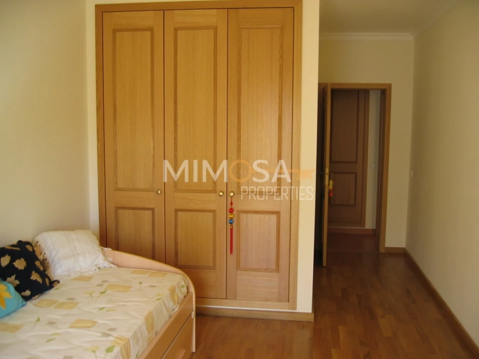 Apartamento T2 para Arrendamento em Lagos (São Sebastião e Santa Maria) Foto 17