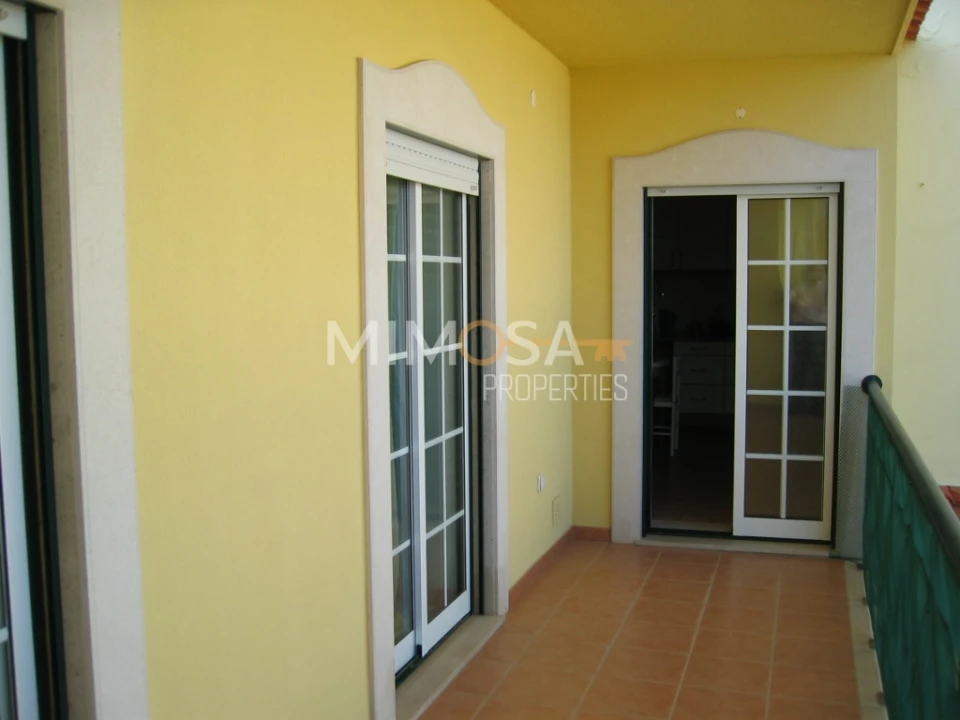 Apartamento T2 para Arrendamento em Lagos (São Sebastião e Santa Maria) Foto 10