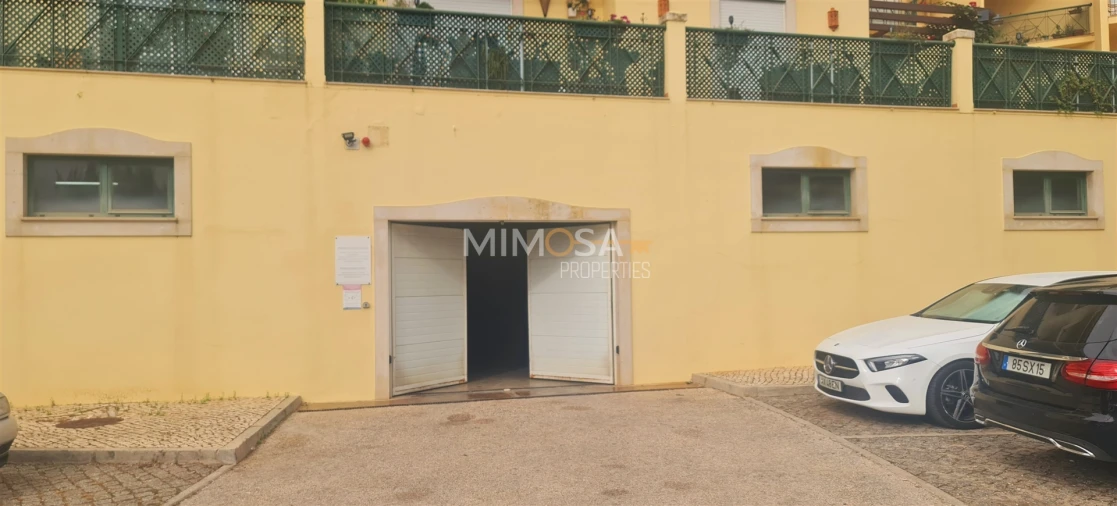 Apartamento T2 para Arrendamento em Lagos (São Sebastião e Santa Maria) Foto 27