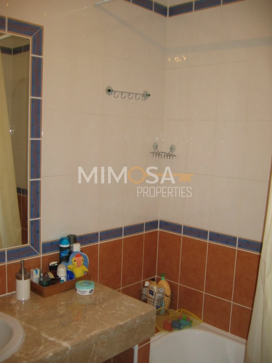 Apartamento T2 para Arrendamento em Lagos (São Sebastião e Santa Maria) Foto 14