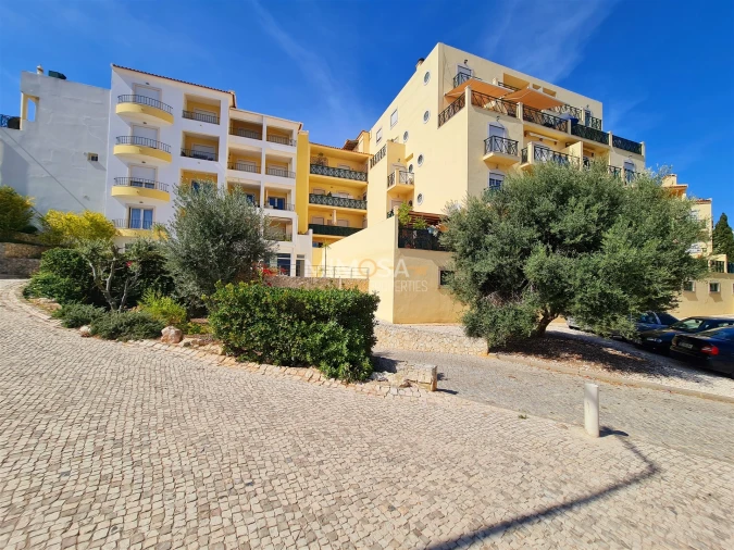 Apartamento T2 para Arrendamento em Lagos (São Sebastião e Santa Maria) Foto 39