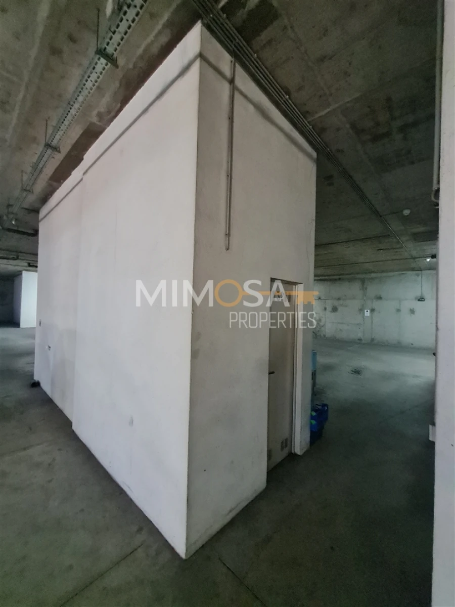 Apartamento T2 para Arrendamento em Lagos (São Sebastião e Santa Maria) Foto 31