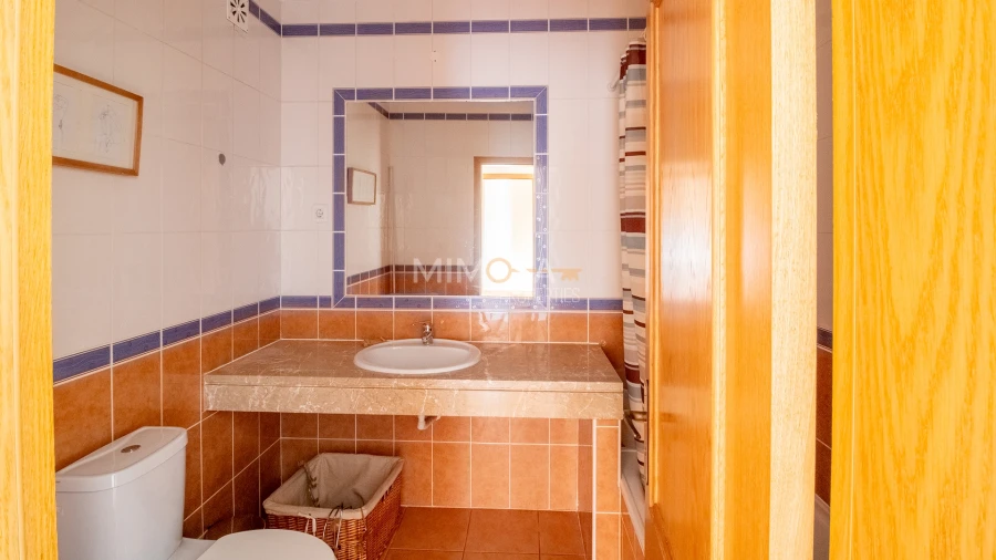 Apartamento T2 para Arrendamento em Lagos (São Sebastião e Santa Maria) Foto 13