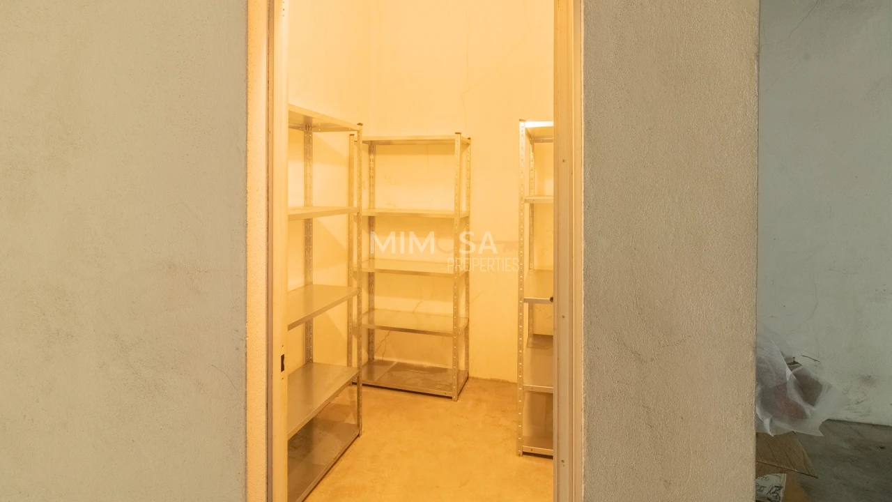 Apartamento T2 para Arrendamento em Lagos (São Sebastião e Santa Maria) Foto 32