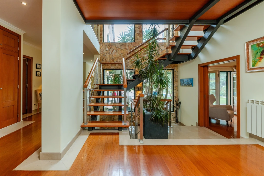 Moradia T4 para Venda em Santa Maria e São Miguel, São Martinho, São Pedro Penaferrim Foto 3