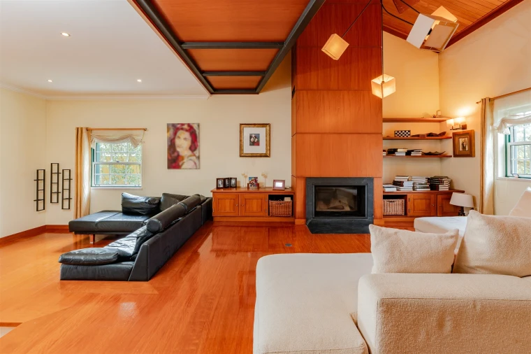 Moradia T4 para Venda em Santa Maria e São Miguel, São Martinho, São Pedro Penaferrim Foto 12