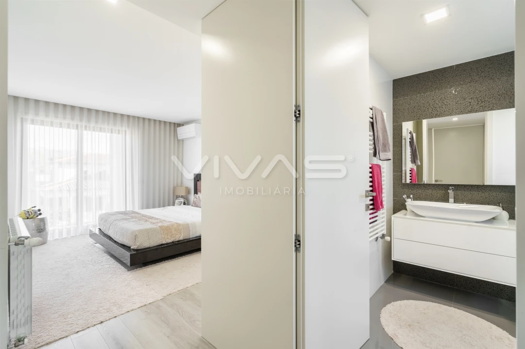 Moradia T3 para Venda em Vila Verde e Barbudo Foto 26