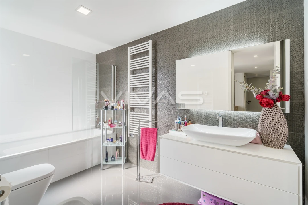 Moradia T3 para Venda em Vila Verde e Barbudo Foto 23