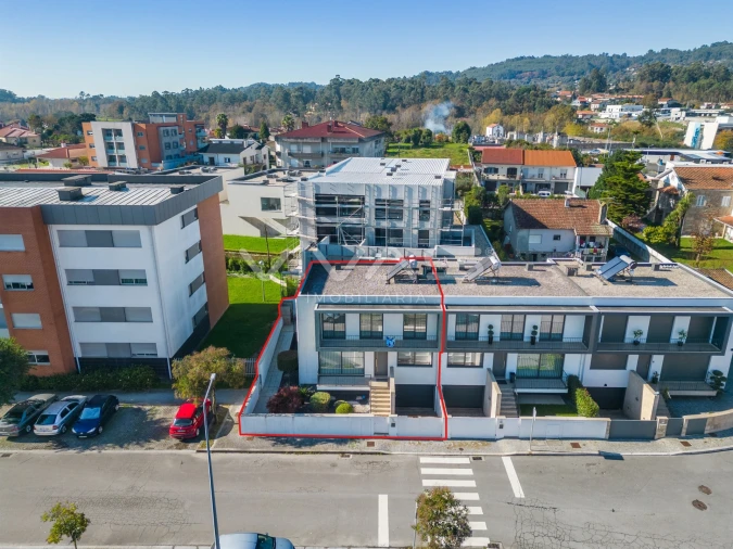 Moradia T3 para Venda em Vila Verde e Barbudo Foto 38