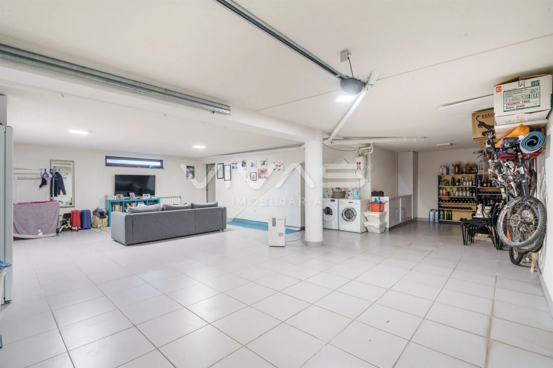 Moradia T3 para Venda em Vila Verde e Barbudo Foto 32