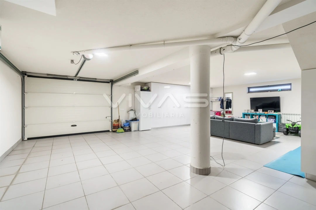 Moradia T3 para Venda em Vila Verde e Barbudo Foto 33