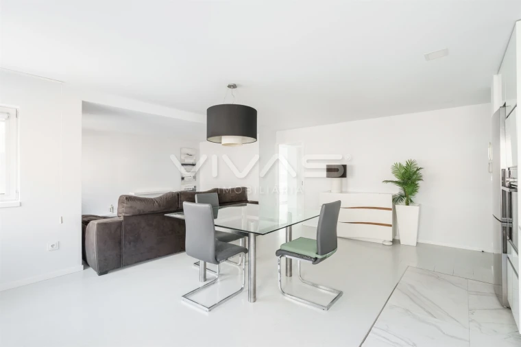 Apartamento T2 para Venda em Oliveira, São Paio e São Sebastião Foto 4