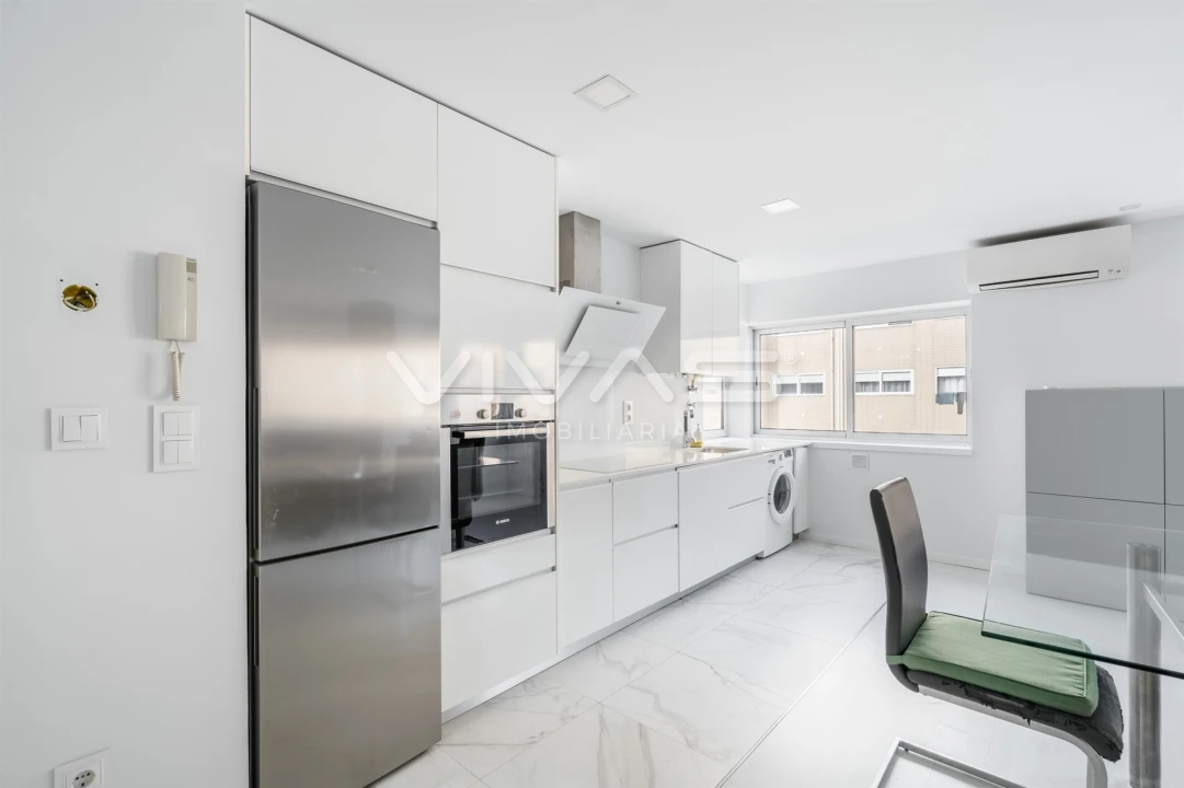 Apartamento T2 para Venda em Oliveira, São Paio e São Sebastião Foto 6