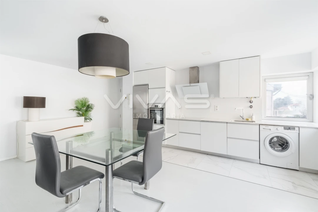 Apartamento T2 para Venda em Oliveira, São Paio e São Sebastião Foto 5