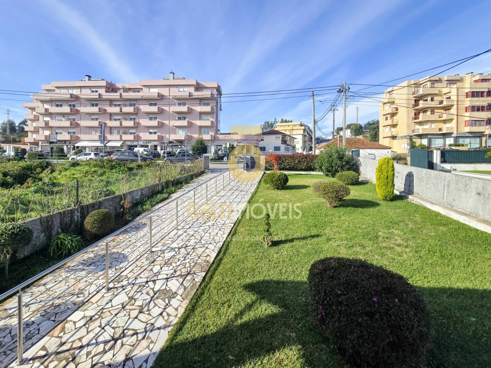 Moradia T4 para Venda em Lourosa Foto 23