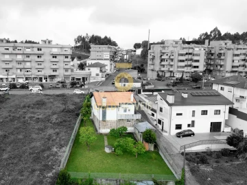 Moradia T4 para Venda em Lourosa